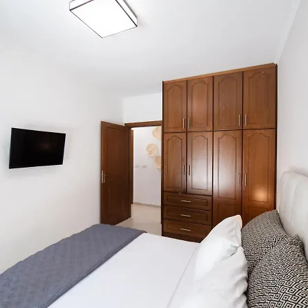 Διαμέρισμα Peratzada *