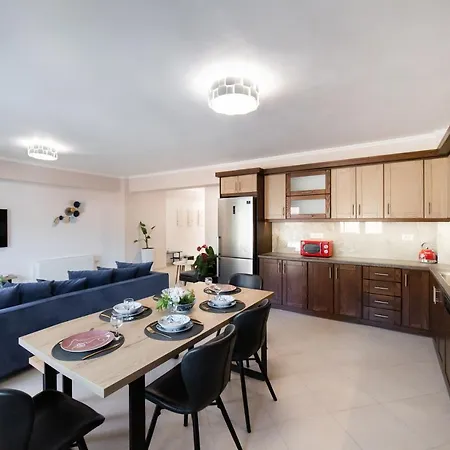 Peratzada * Василики